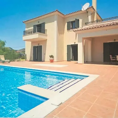 Mylos Villa *